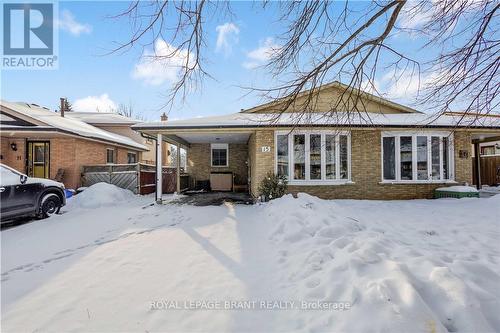 15 AUTUMN ROAD  Brantford, ON N3R 7B1