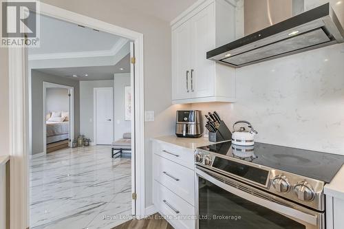 Ph1 - 60 Old Mill Road, Oakville (Oo Old Oakville), ON - Indoor Photo Showing Kitchen