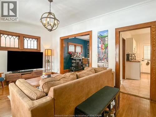 1317 Windermere, Windsor, ON - Indoor Photo Showing Living Room
