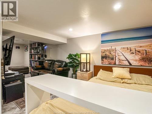 1317 Windermere, Windsor, ON - Indoor Photo Showing Bedroom