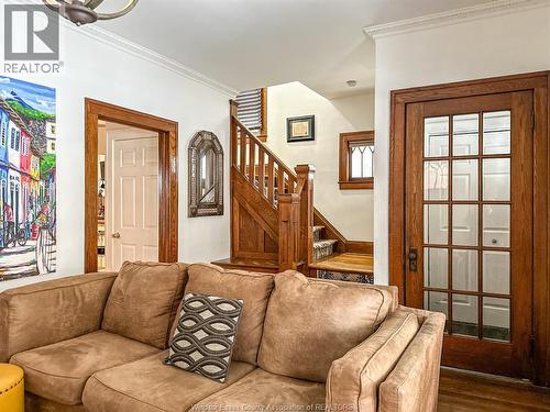 1317 Windermere, Windsor, ON - Indoor Photo Showing Living Room