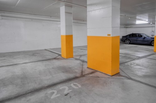 Stationnement - 415-1450 Boul. René-Lévesque O., Montréal (Ville-Marie), QC - Indoor Photo Showing Garage