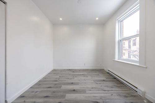 Salon - 5969 Rue Hamilton, Montréal (Le Sud-Ouest), QC - Indoor Photo Showing Other Room