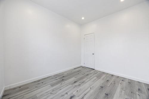 Chambre à coucher - 5969 Rue Hamilton, Montréal (Le Sud-Ouest), QC - Indoor Photo Showing Other Room