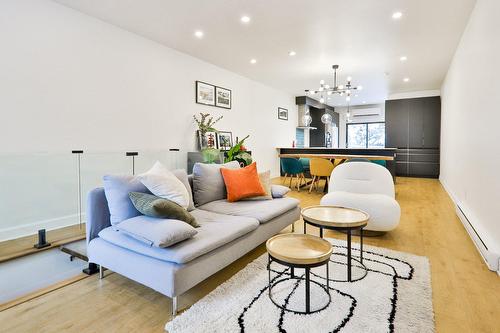 7823 Rue St-Dominique  Montréal (Villeray/Saint-Michel/Parc-Extension), QC H2R 1X6