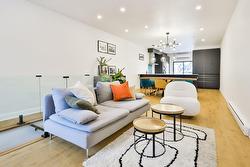 7823 Rue St-Dominique  Montréal (Villeray/Saint-Michel/Parc-Extension), QC H2R 1X6