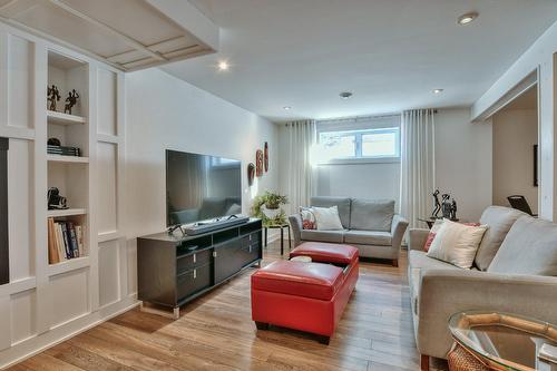 Salle familiale - 1027 Rue Guindon, Prévost, QC 