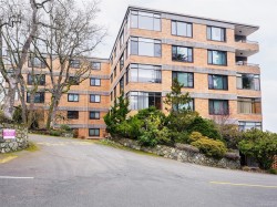 403-2920 Cook St  Victoria, BC V8T 3S7