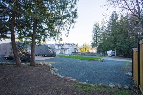 10415 Marina Vista Dr, Port Alberni, BC 