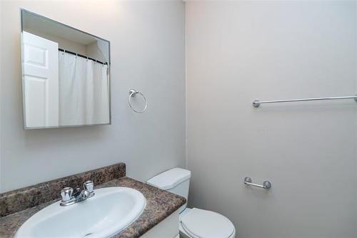 552 Langside St, Winnipeg, MB 