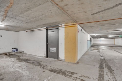 Stationnement - 1406-295 Boul. St-Joseph, Gatineau (Hull), QC - Indoor Photo Showing Garage