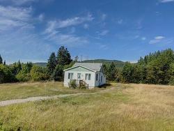 26 Rue Bellevue  Escuminac, QC G0C 1N0