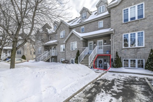 10 Place de Valençay  Sainte-Julie, QC J3E 2P5