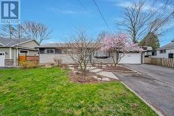 BASEMENT - 678 MOHAWK ROAD  Hamilton, ON L9G 2X3