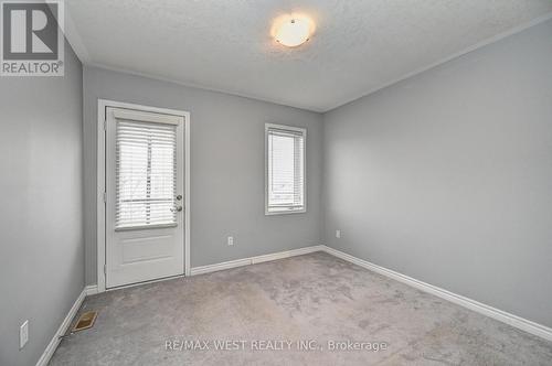 118 Daylily Lane, Kitchener, ON - Indoor Photo Showing Other Room