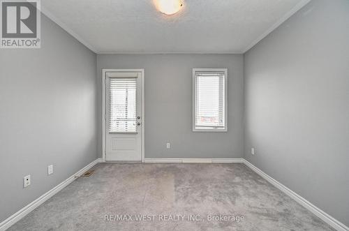 118 Daylily Lane, Kitchener, ON - Indoor Photo Showing Other Room