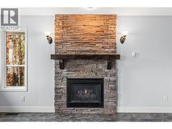 Family Room W/ Gas Fireplace - 