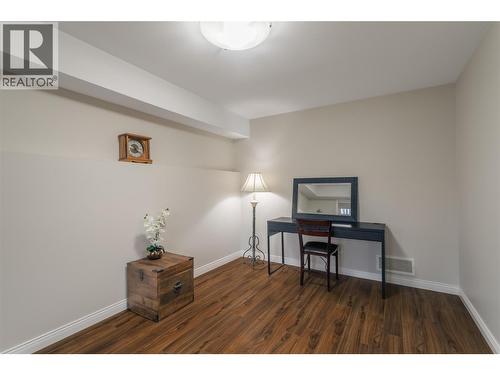 1490 Feedham Avenue, Kelowna, BC - Indoor