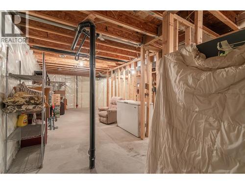 1490 Feedham Avenue, Kelowna, BC - Indoor Photo Showing Basement
