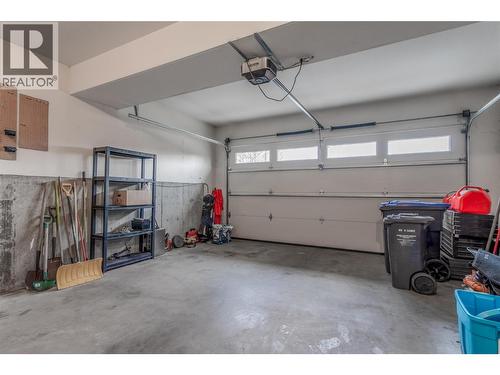 1490 Feedham Avenue, Kelowna, BC - Indoor Photo Showing Garage