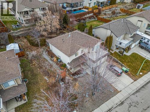 1490 Feedham Avenue, Kelowna, BC - Outdoor