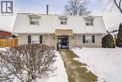 475 CLARIDGE Road Unit# 6  Burlington, ON L7N 2S1