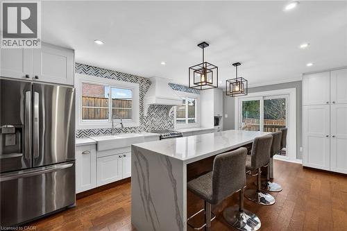 31 Maynard Street, Hamilton, ON - Indoor Photo Showing Kitchen With Stainless Steel Kitchen With Upgraded Kitchen