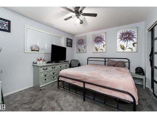 514 River Pt Nw, Edmonton, AB - Indoor Photo Showing Bedroom