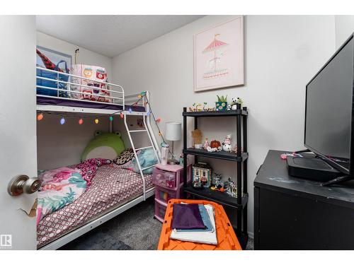 514 River Pt Nw, Edmonton, AB - Indoor Photo Showing Bedroom