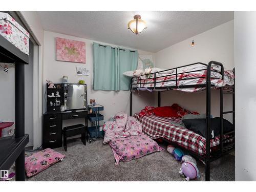 514 River Pt Nw, Edmonton, AB - Indoor Photo Showing Bedroom