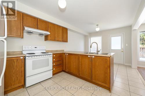 12 Sled Dog Road, Brampton, ON - Indoor Photo Showing Kitchen With Double Sink