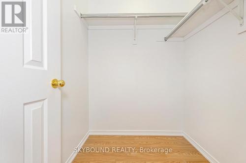 12 Sled Dog Road, Brampton, ON - Indoor