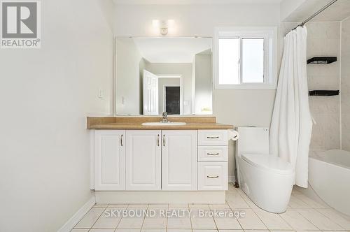 12 Sled Dog Road, Brampton, ON - Indoor Photo Showing Bathroom