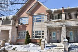 15 - 2460 PRINCE MICHAEL DRIVE  Oakville, ON L6H 0G8
