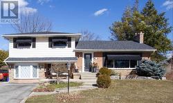 251 THIRD LINE  Oakville, ON L6L 4A2