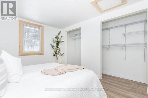 80 Concession 8 Road E, Tiny, ON - Indoor Photo Showing Bedroom