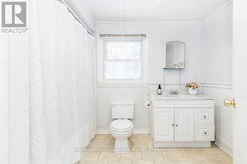 80 Concession 8 Road E, Tiny, ON - Indoor Photo Showing Bathroom