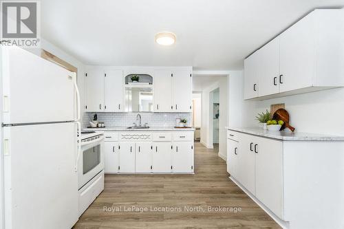 80 Concession 8 Road E, Tiny, ON - Indoor Photo Showing Kitchen