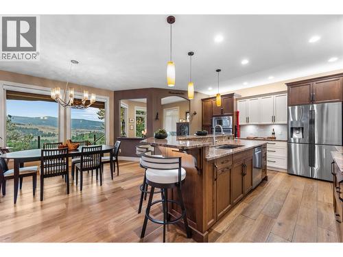 539 Carnoustie Drive, Kelowna, BC - Indoor