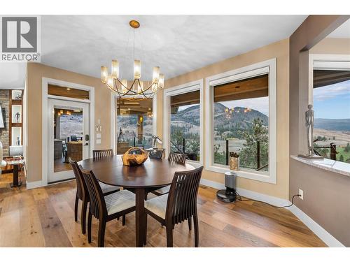539 Carnoustie Drive, Kelowna, BC - Indoor Photo Showing Dining Room