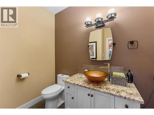 539 Carnoustie Drive, Kelowna, BC - Indoor Photo Showing Bathroom