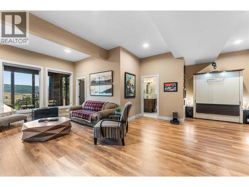 539 Carnoustie Drive, Kelowna, BC - Indoor Photo Showing Other Room