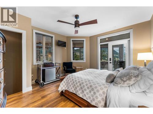 539 Carnoustie Drive, Kelowna, BC - Indoor Photo Showing Bedroom