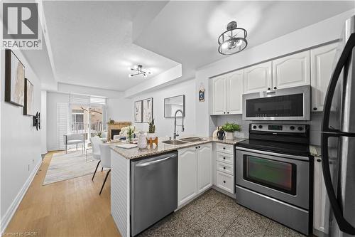 Kitchen w/ Stainless Steel Appliances - 28 Stadium Road Unit# 132, Toronto, ON - Indoor Photo Showing Kitchen With Double Sink With Upgraded Kitchen
