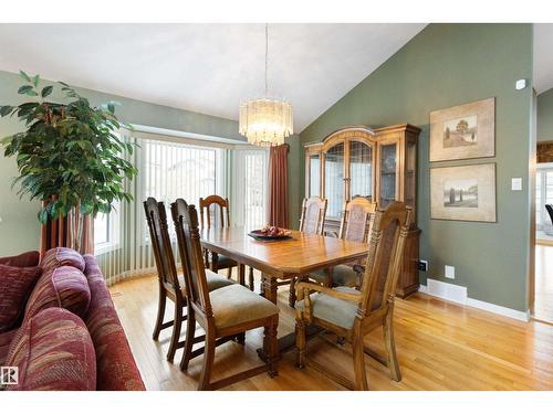 519 Buchanan Rd Nw, Edmonton, AB - Indoor Photo Showing Dining Room