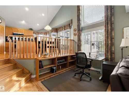 519 Buchanan Rd Nw, Edmonton, AB - Indoor