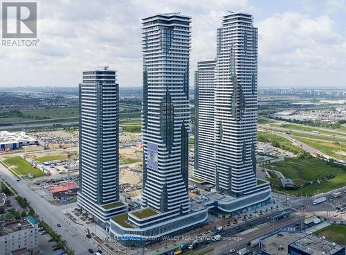 6210 - 225 COMMERCE STREET  Vaughan, ON L4K 0R1