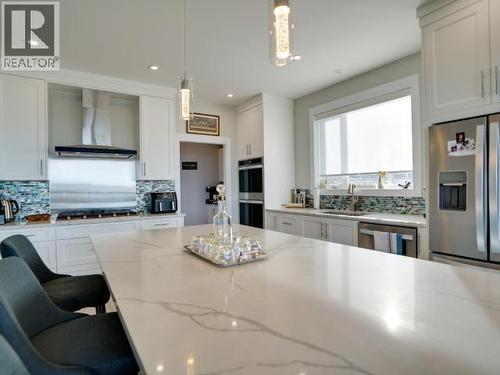 4351 Quebec Ave, Powell River, BC - Indoor Photo Showing Kitchen With Upgraded Kitchen