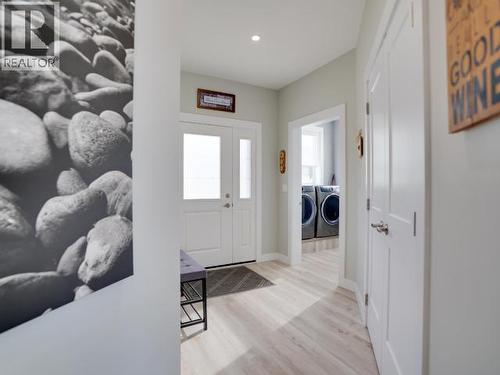 4351 Quebec Ave, Powell River, BC - Indoor Photo Showing Other Room