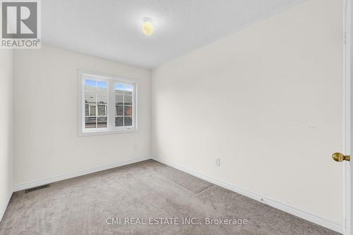 39 Sea Drifter Crescent, Brampton, ON - Indoor Photo Showing Other Room